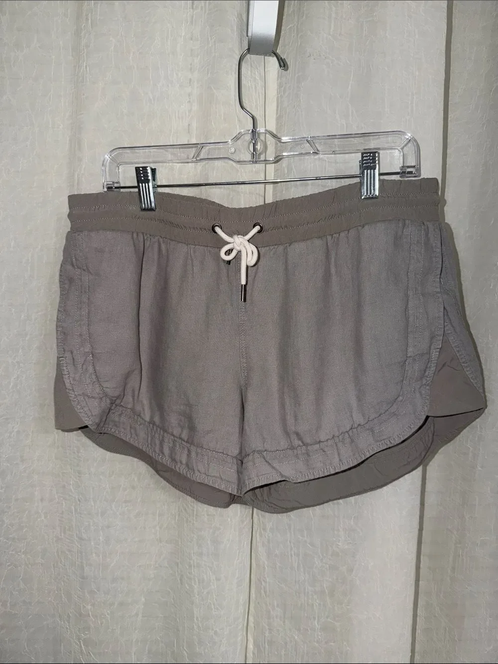 Athleta 12 Gray Bali Linen Shorts